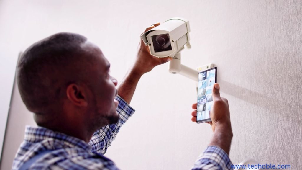 How to Build the Ultimate Smart Home System: A 2024 Guide 4 Add Smart Security